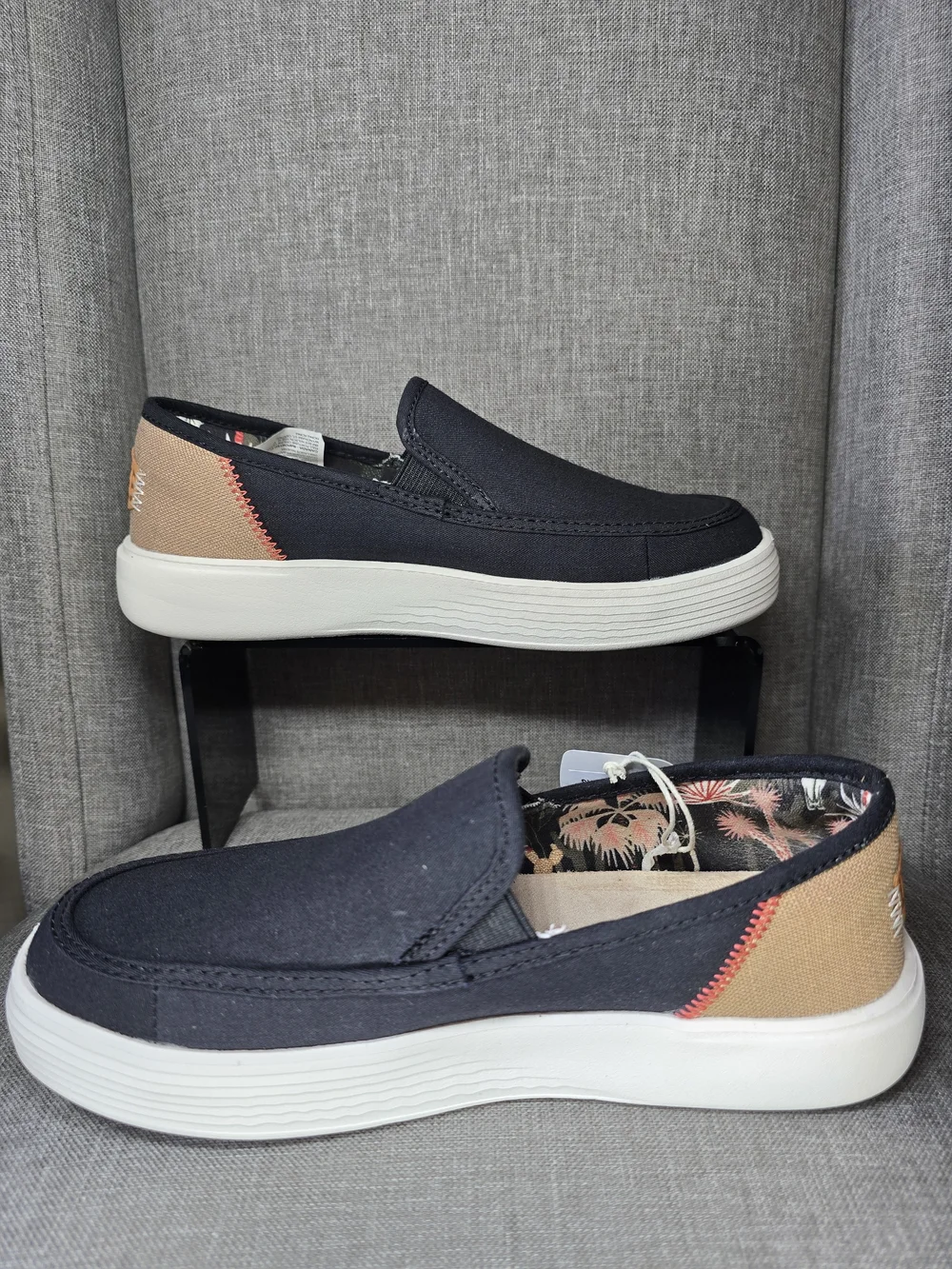 HEYDUDE Sunapee W Craft Navy Multi Slip-On Shoes Women’s 6 / Youth 5 NIB